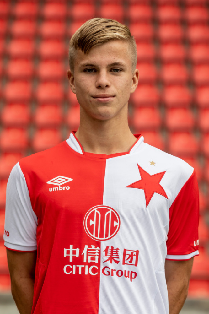 https://www.slavistickenoviny.cz/files/20191017-14-47-46-martin-doudera.jpg